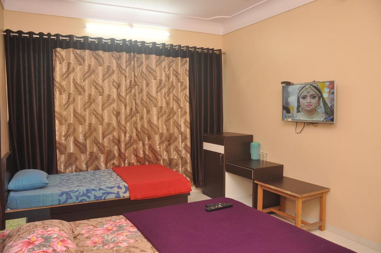 Hunjar House Hotel Panvel Extérieur photo